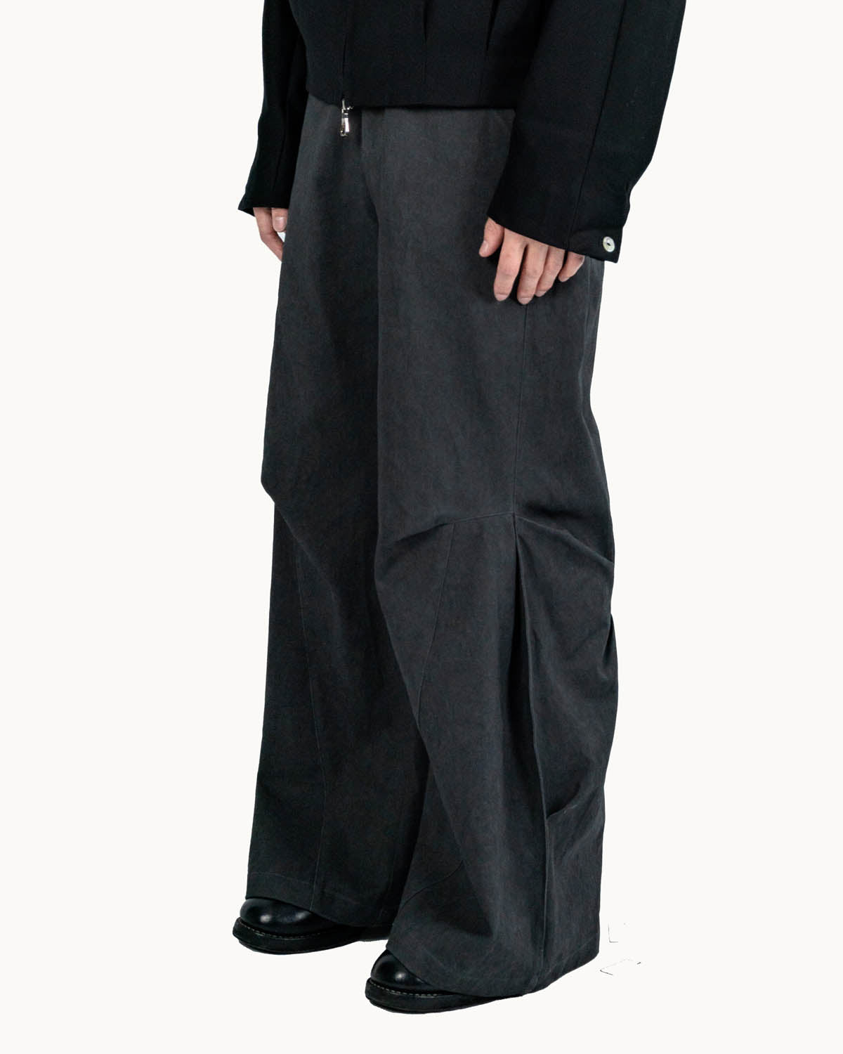 ENGINEER BULBO PANTS BLACK