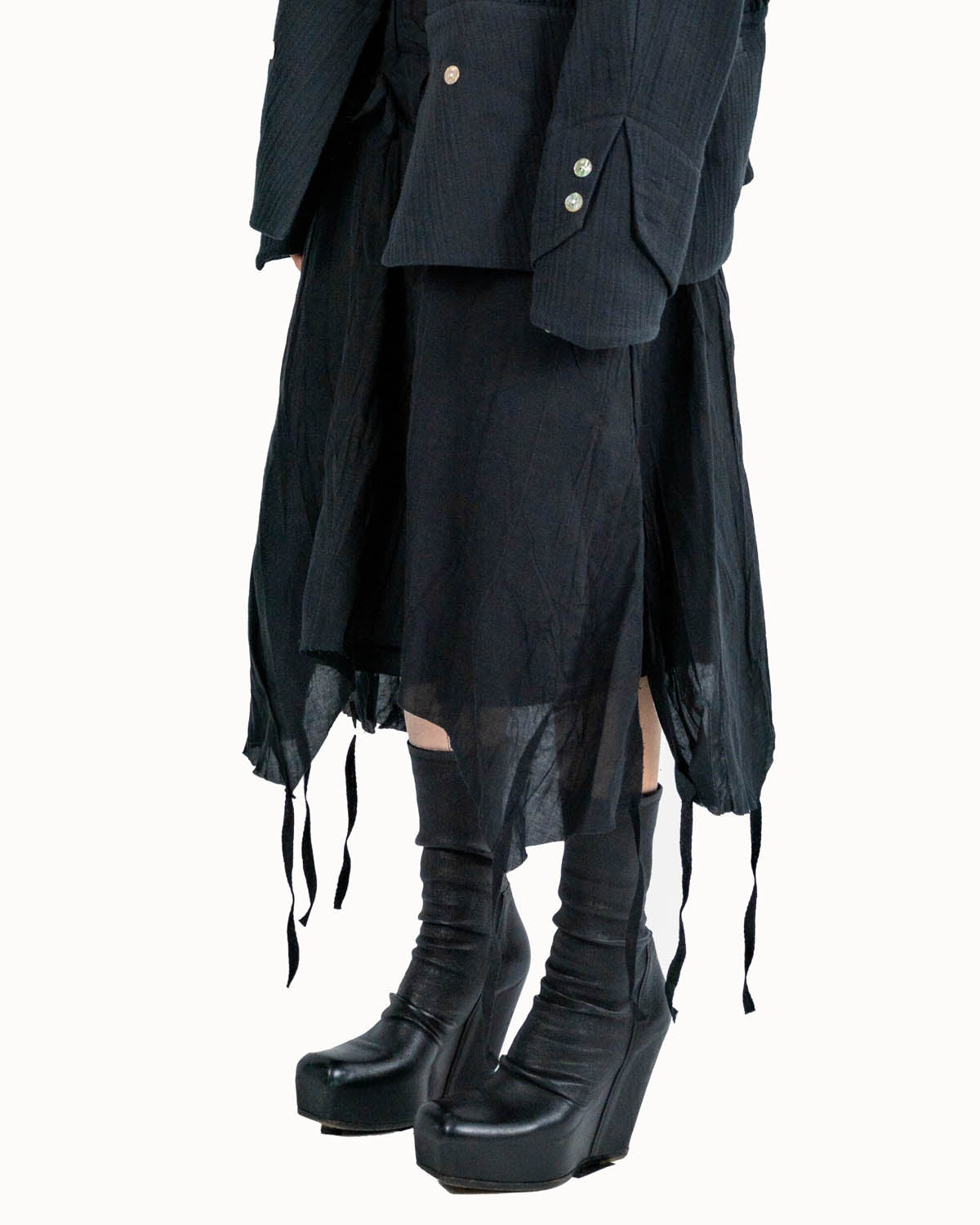 DOUBLE LAYER SHORT